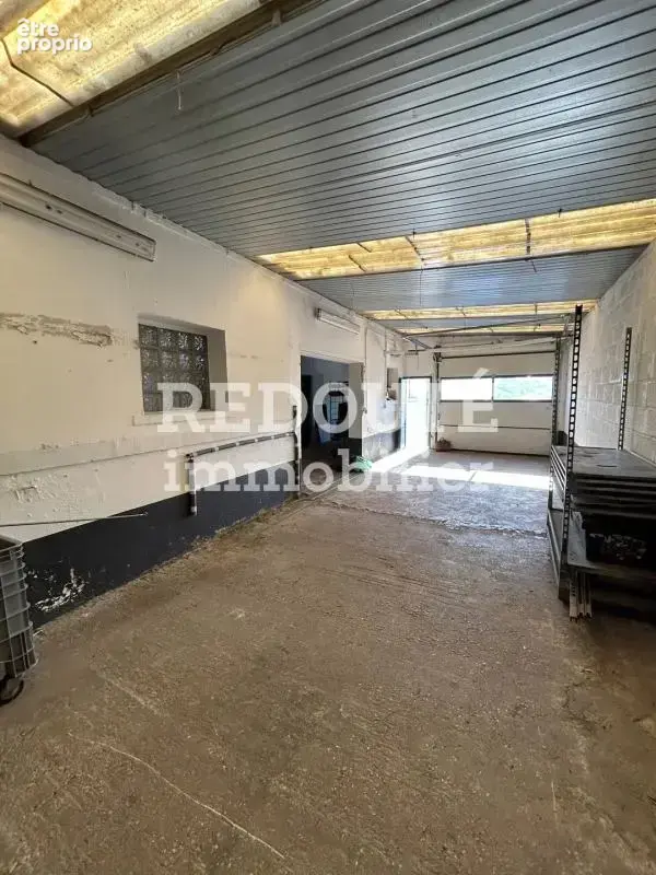 Local de stockage A Vendre env 150m2 REIMS - photo 7