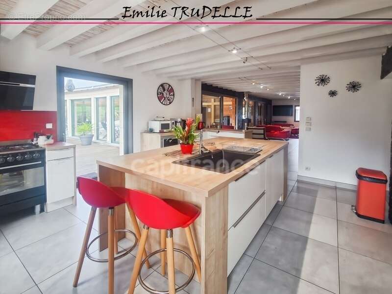 Maison à LA CHARTRE-SUR-LE-LOIR