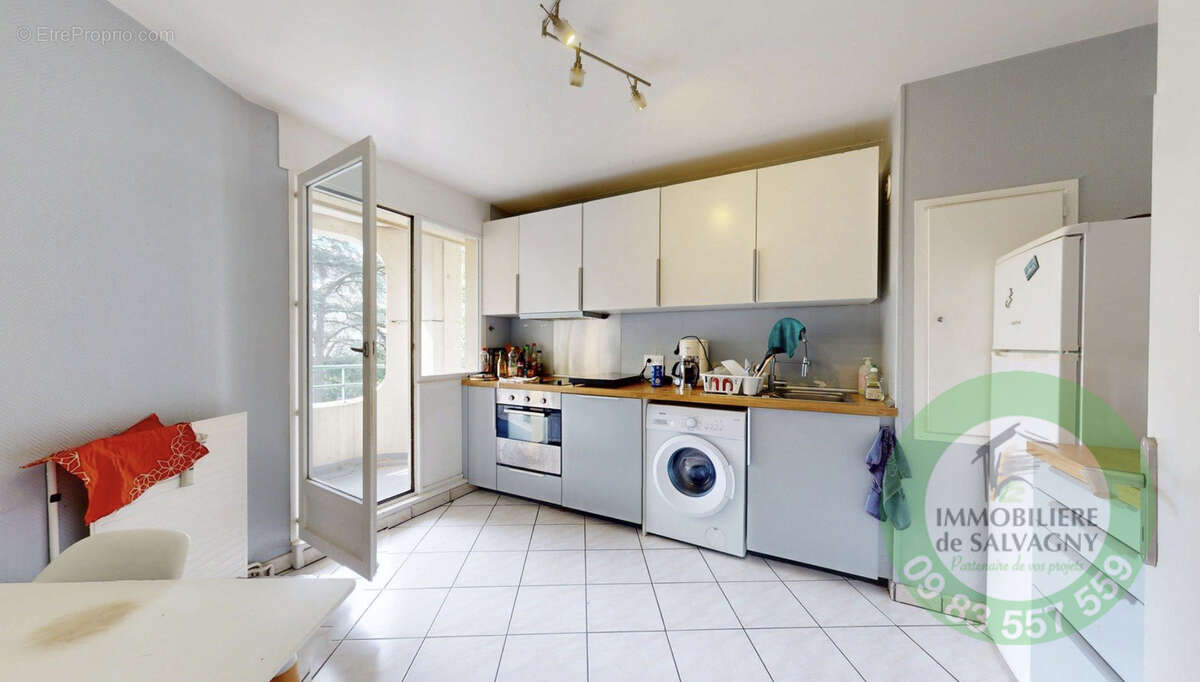Appartement à LYON-9E