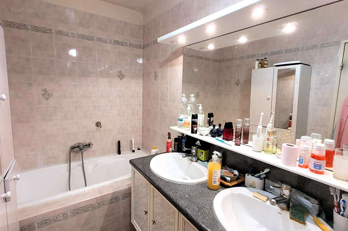 Photo 8 - Maison à CABRIES