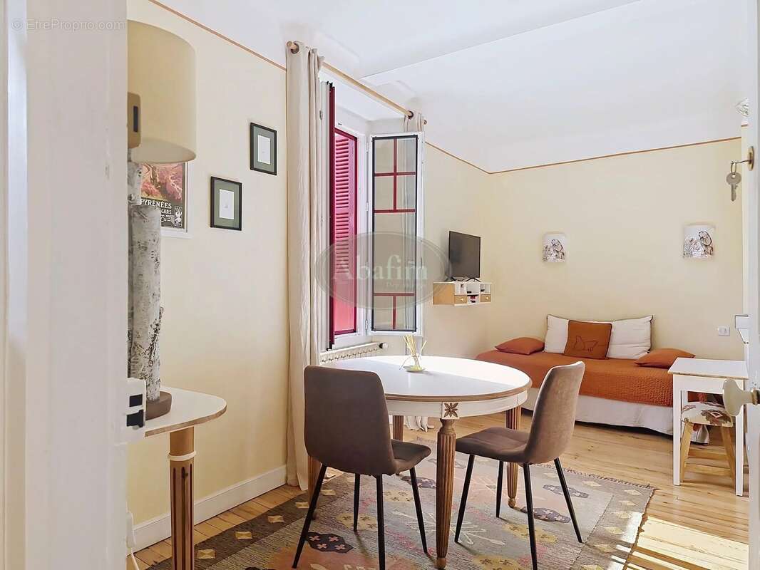 Maison à LUZ-SAINT-SAUVEUR