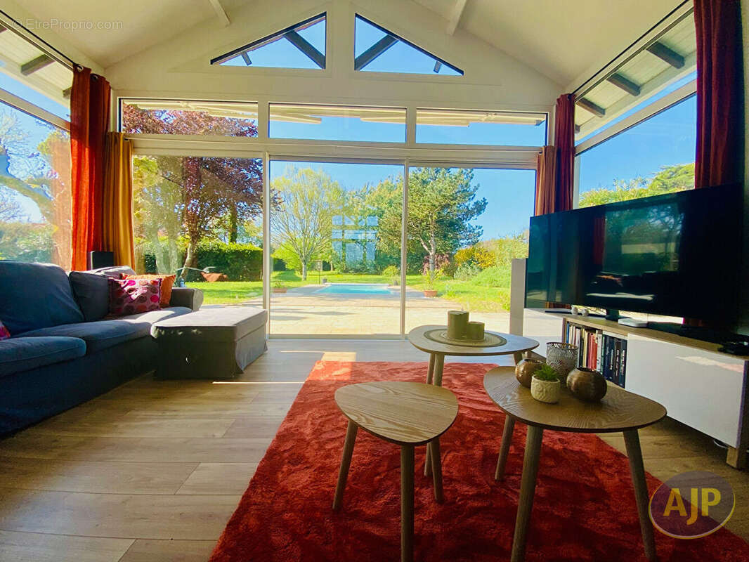 Maison à LESPARRE-MEDOC