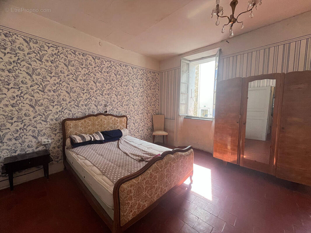 Maison à CASCASTEL-DES-CORBIERES