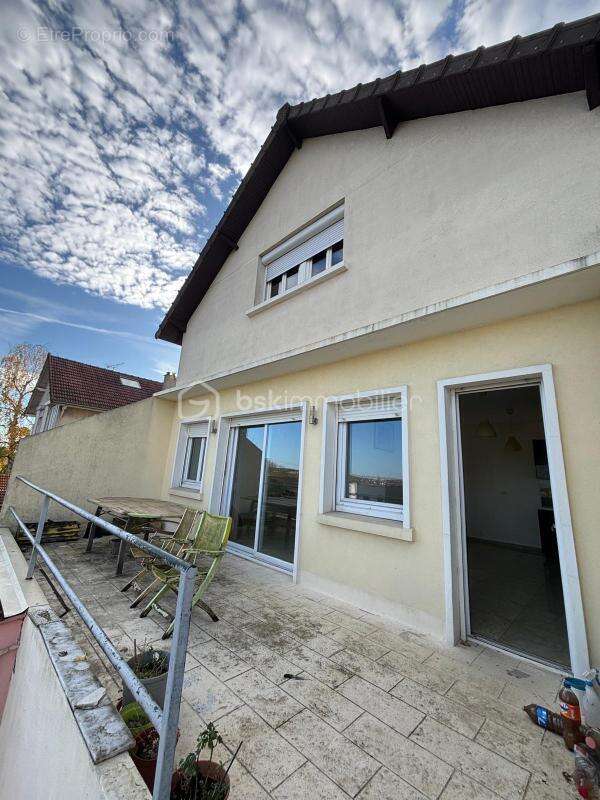 Maison à NEUILLY-PLAISANCE