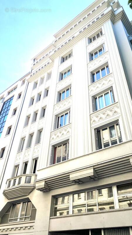 Appartement à LYON-6E