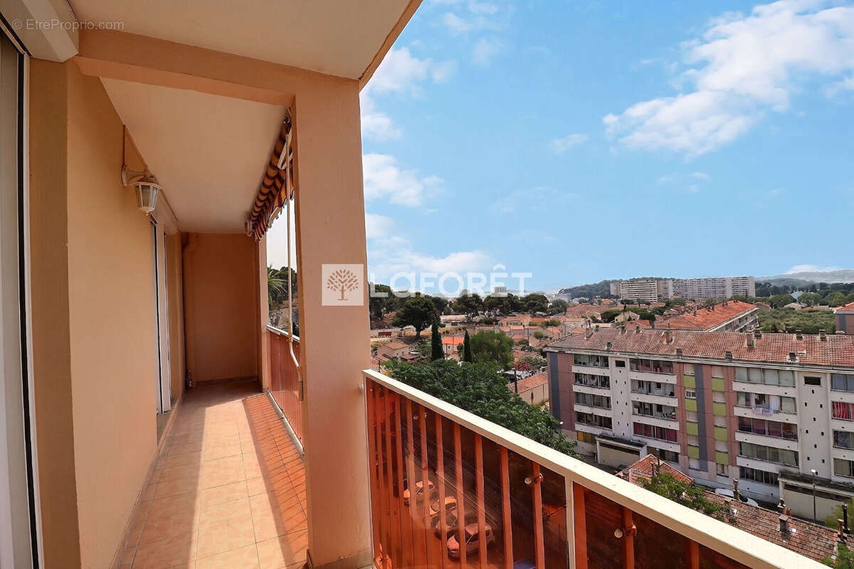 Appartement Toulon 4 pièce(s) 74 m2 - photo 2