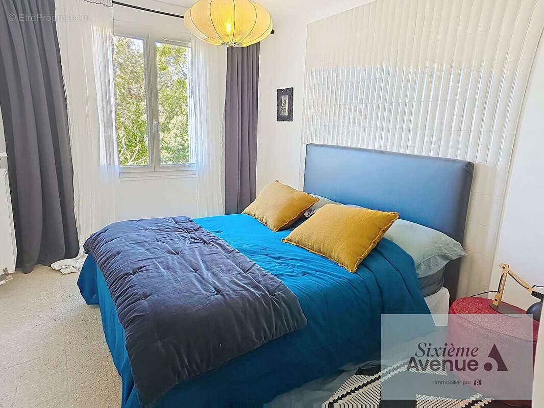 Appartement à SIX-FOURS-LES-PLAGES