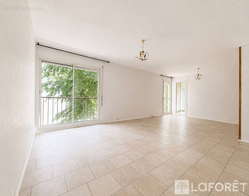 Appartement à AVON