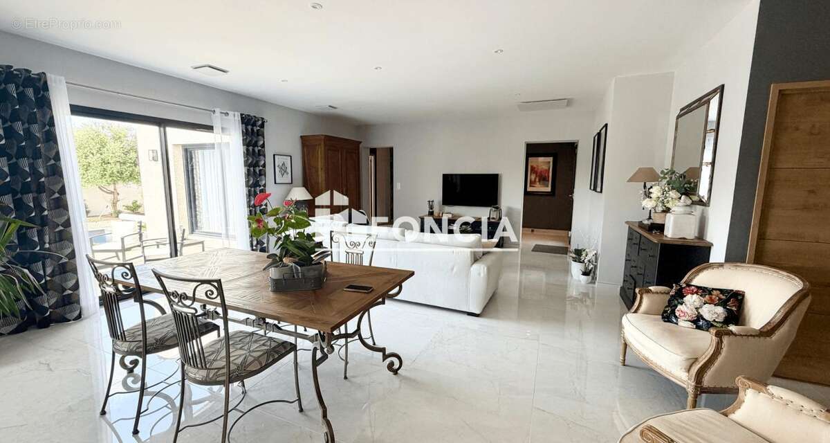 Maison à LEZIGNAN-CORBIERES