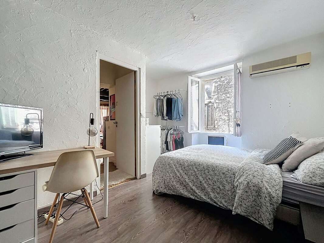 Appartement à LA COLLE-SUR-LOUP