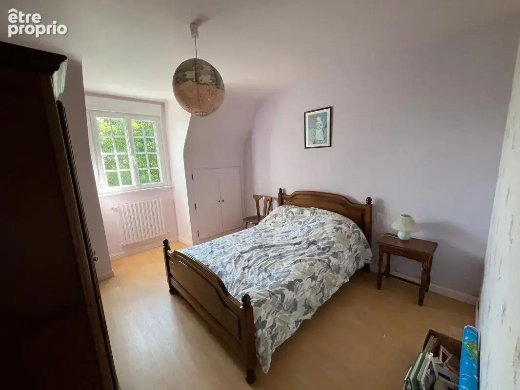 Maison 5 chambres avec un parc boisé - photo 9