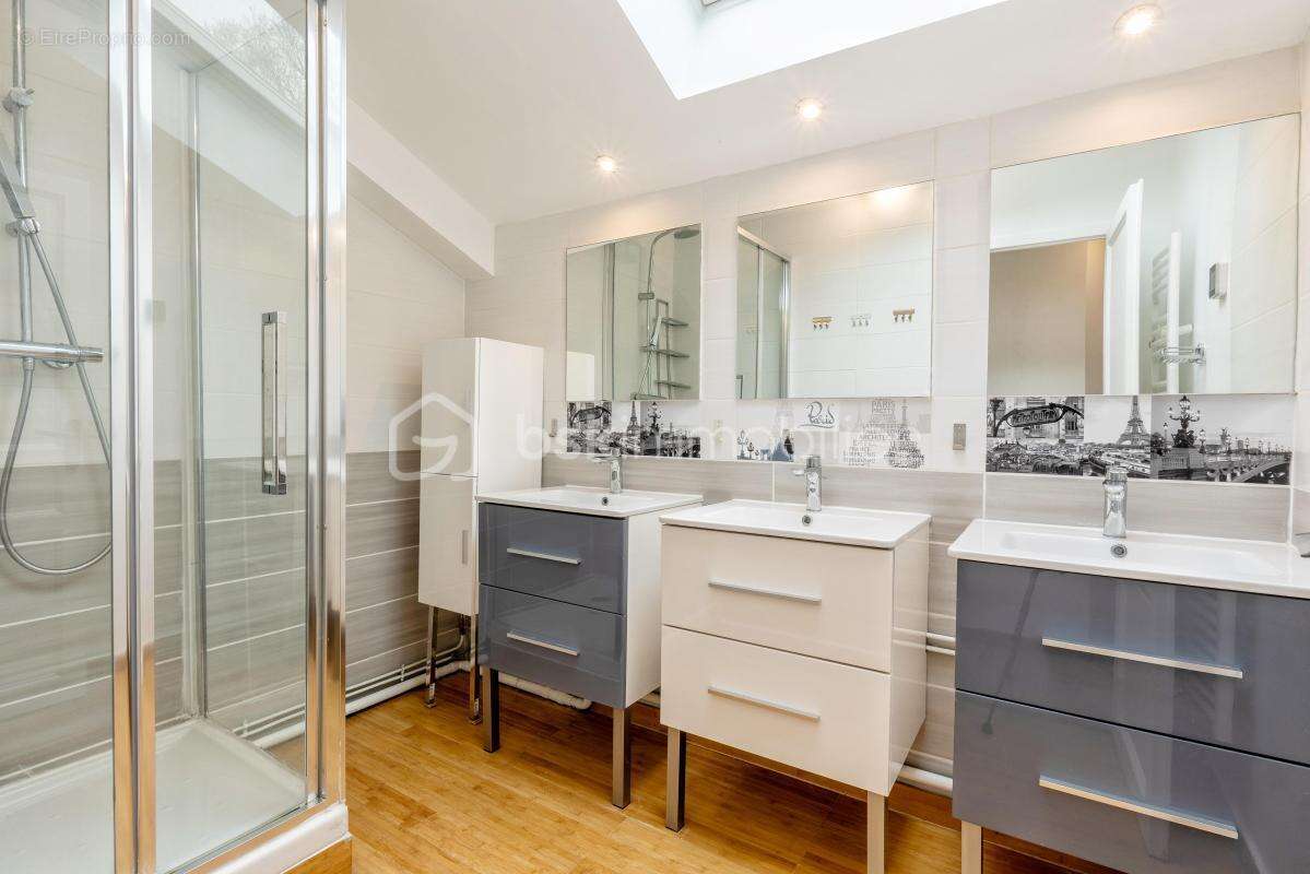 Maison à SEYSSINET-PARISET