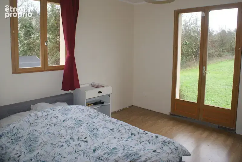Belle Maison de 2010 avec 4 chambres sur terrain de 6200m2 - photo 9
