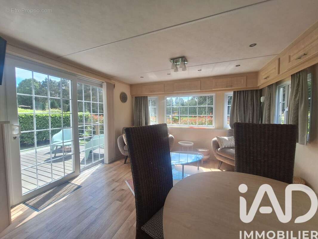 Maison 38 m² à Verdelot  - photo 5