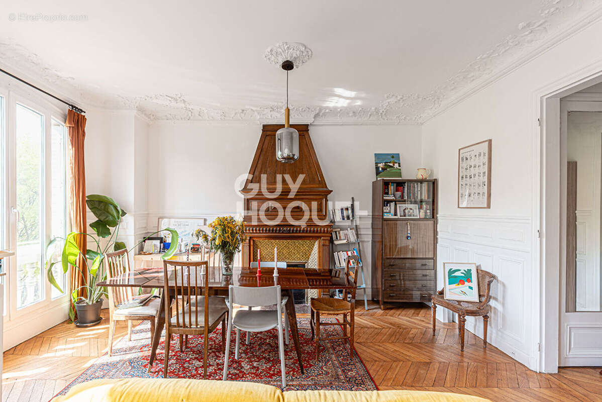 Appartement à PARIS-12E