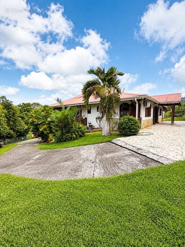 Maison à vendre 7 pièces DUCOS (972) - photo 2