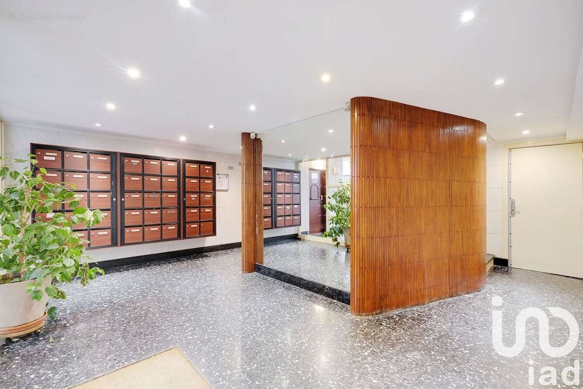 Photo 8 - Appartement à PARIS-19E