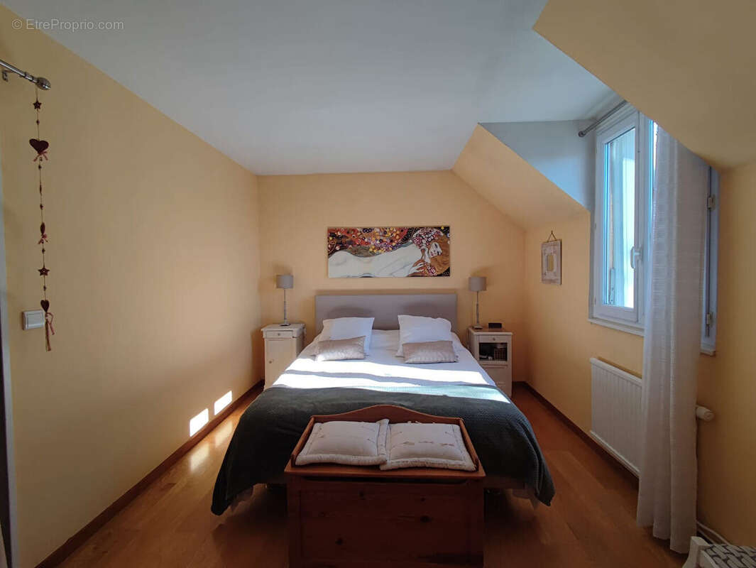 Maison à BEAUCHAMP