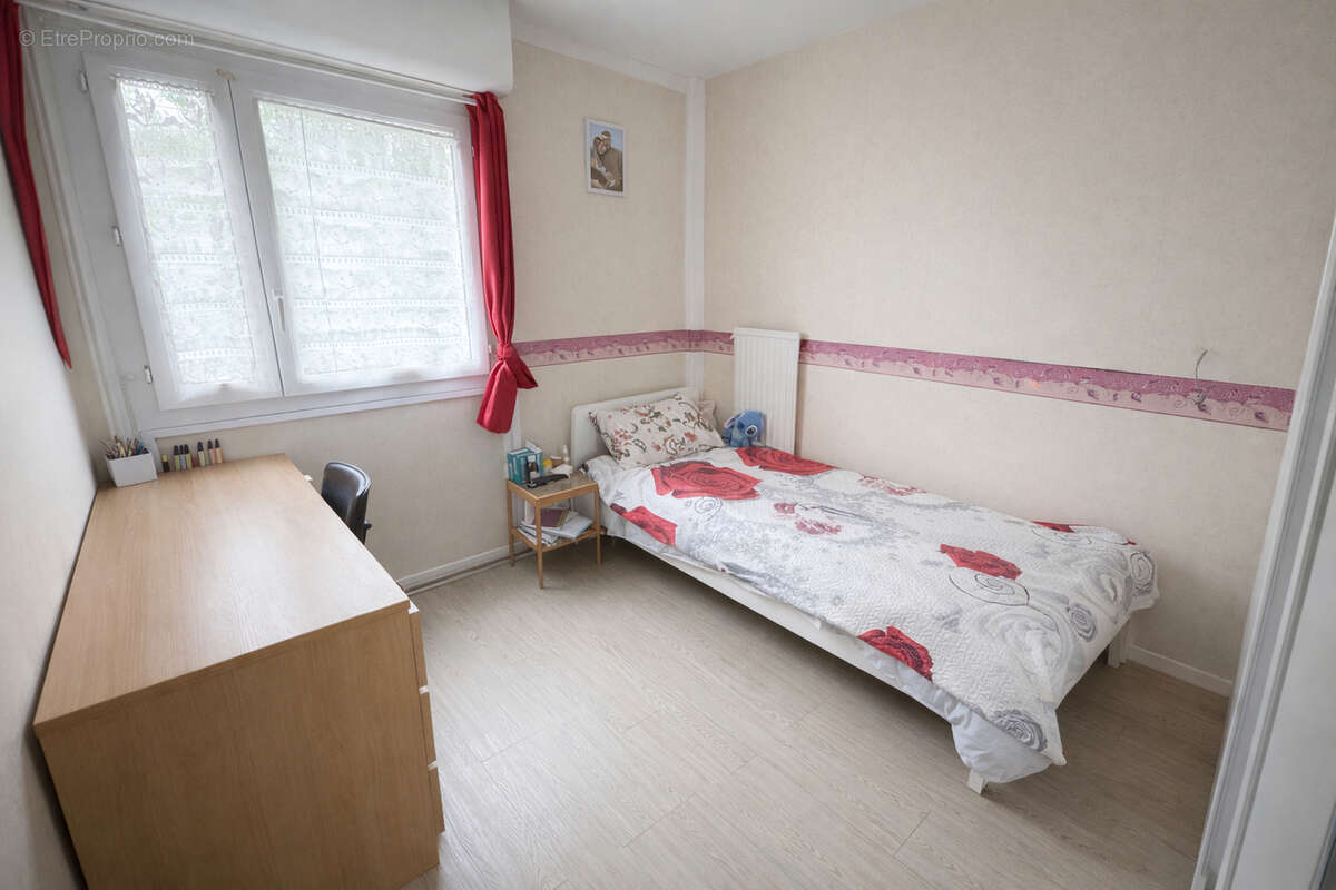 Appartement à CORBEIL-ESSONNES