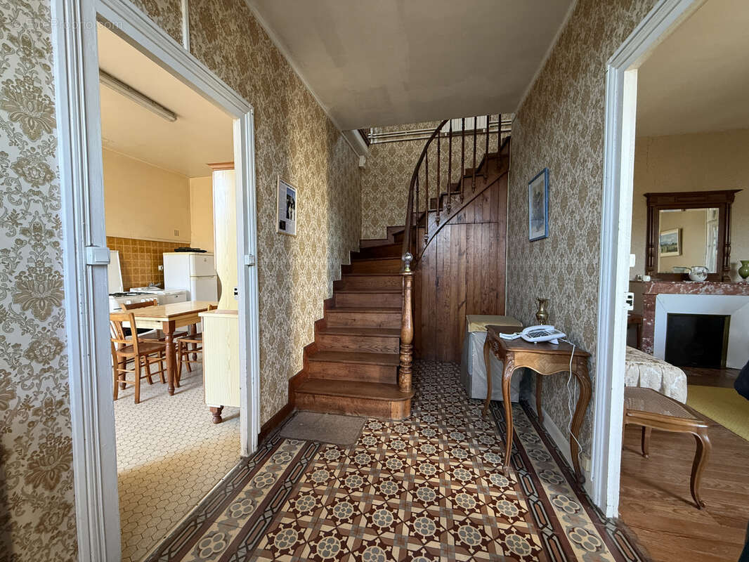 Maison à BOEIL-BEZING