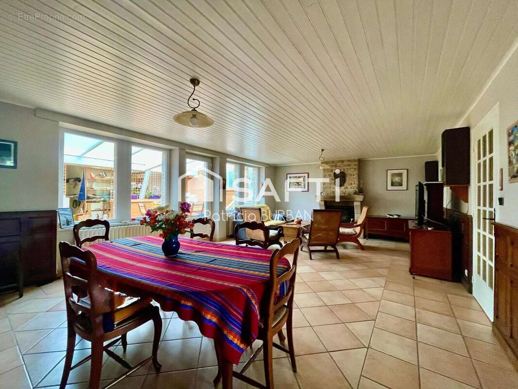 Photo 2 - Maison à QUESTEMBERT