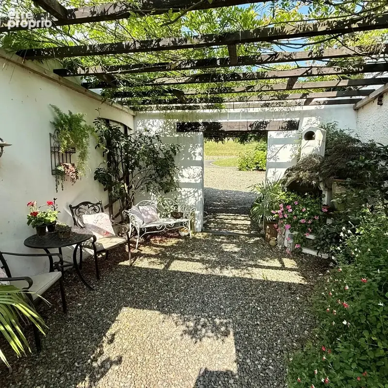 Charmante maison avec 2/3 chambres, grange, grand jardin et piscine. - photo 31