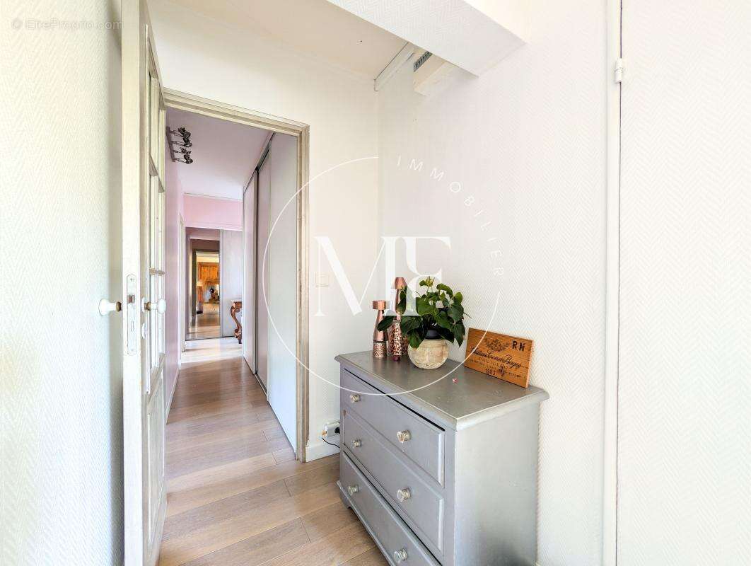 Appartement à RUEIL-MALMAISON