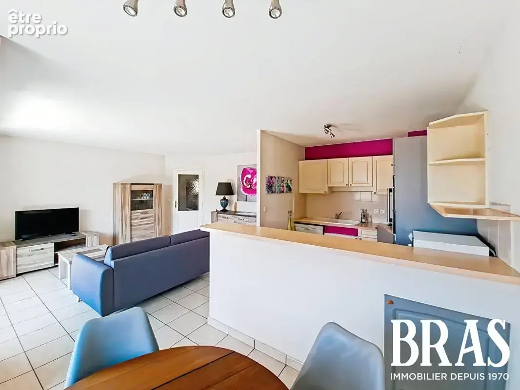 Les Sables d'Olonne, quartier gare, appartement T3 - photo 1