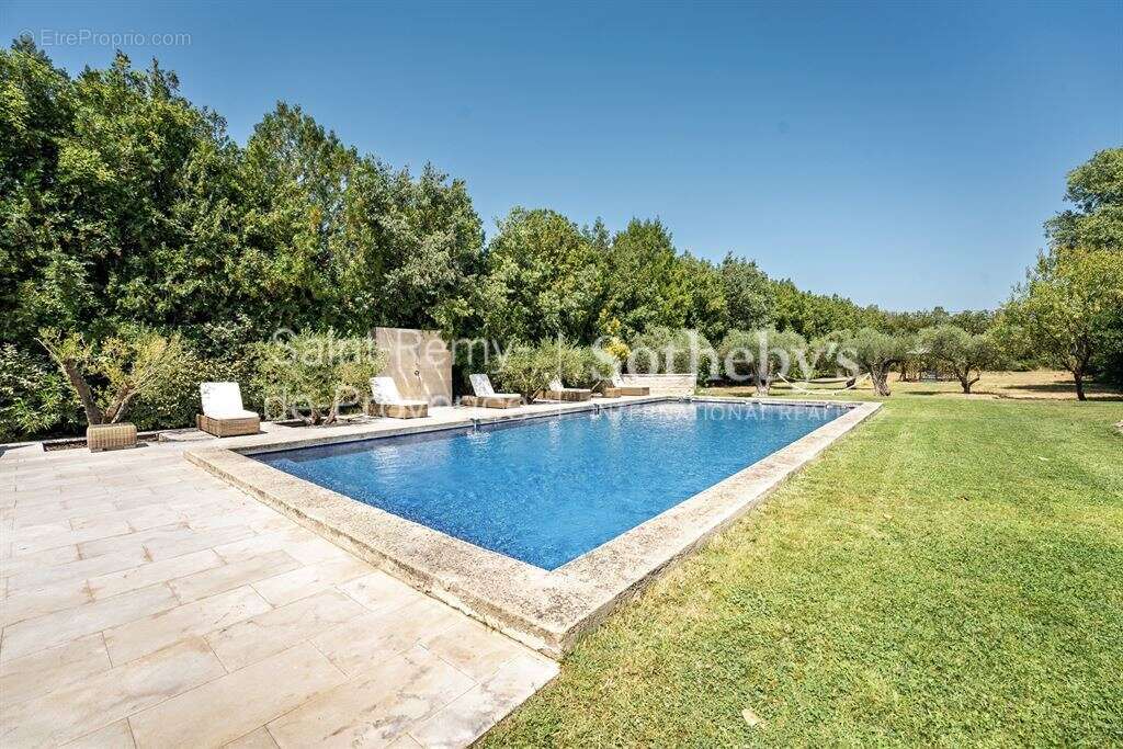 Maison à SAINT-ETIENNE-DU-GRES