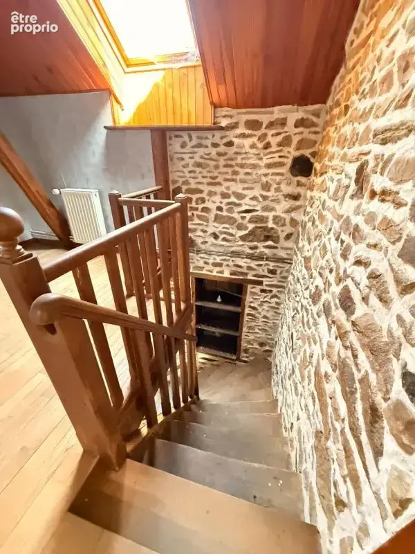 Charmante maison en pierre, 115m², 3 chambres, 1175 m² de terrain 89 900 € - photo 9