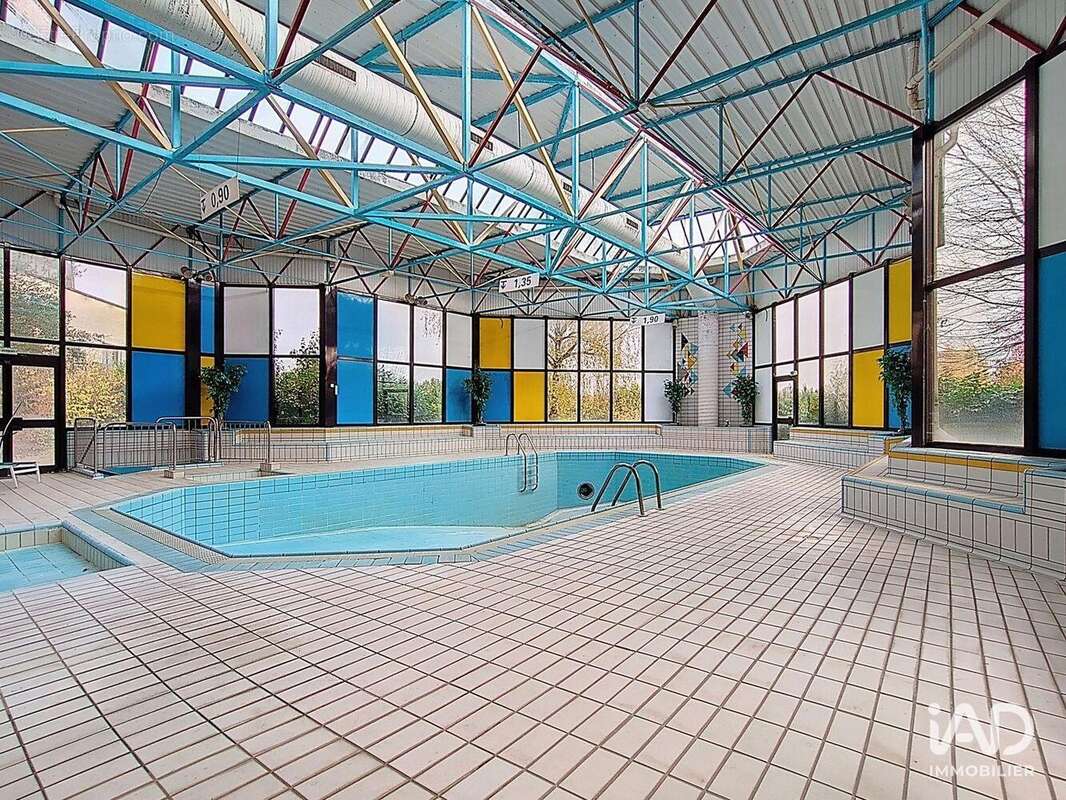 Photo 2 - Commerce à PONTAULT-COMBAULT