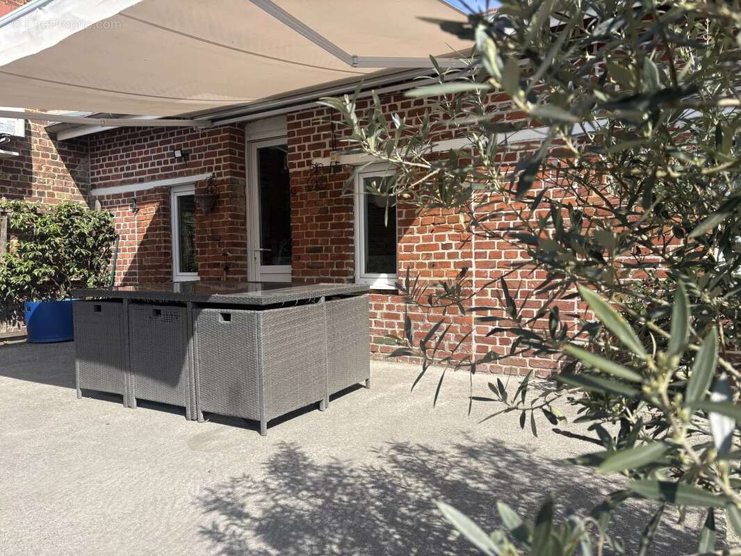 Maison à GOUZEAUCOURT