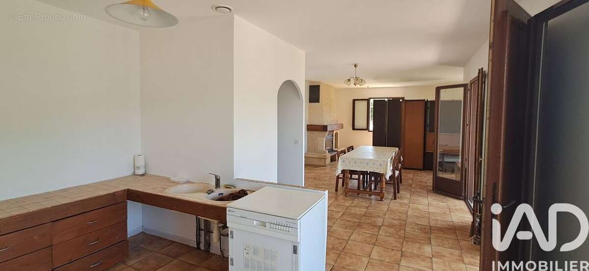 Maison 88 m² à Die  - photo 4