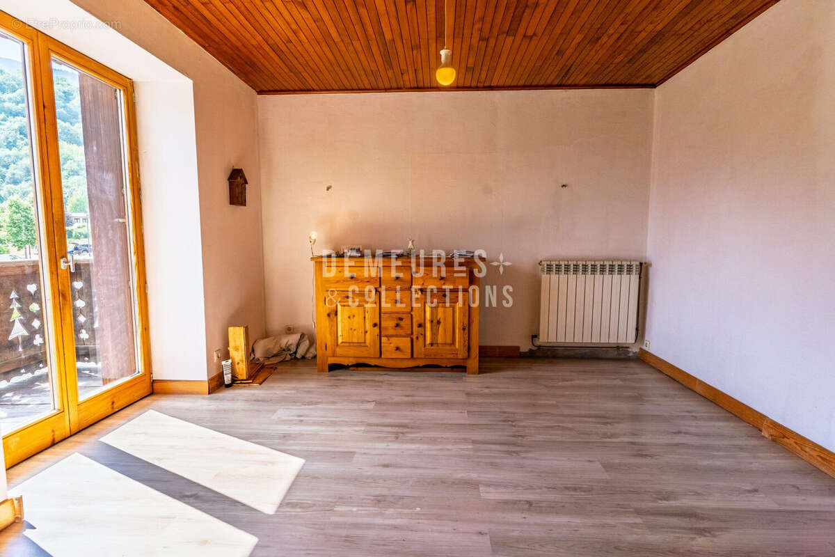Maison 120 m² à Bourg-Saint-Maurice  - photo 2