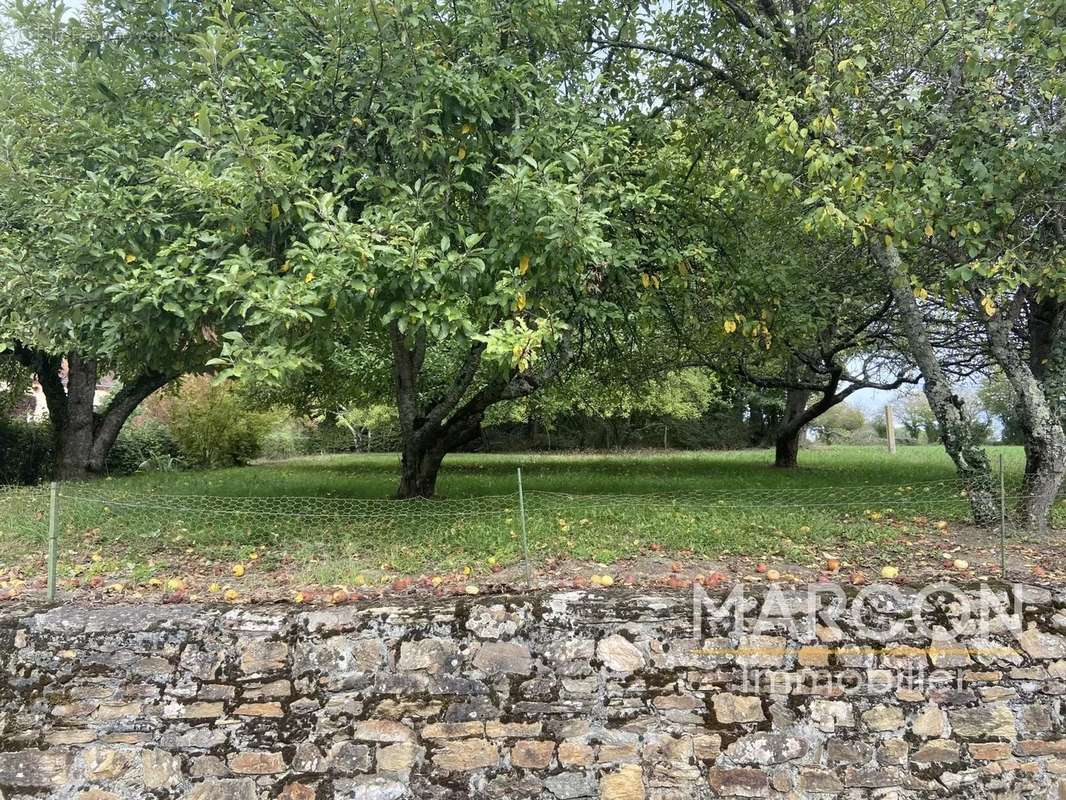 Maison à NOUZEROLLES