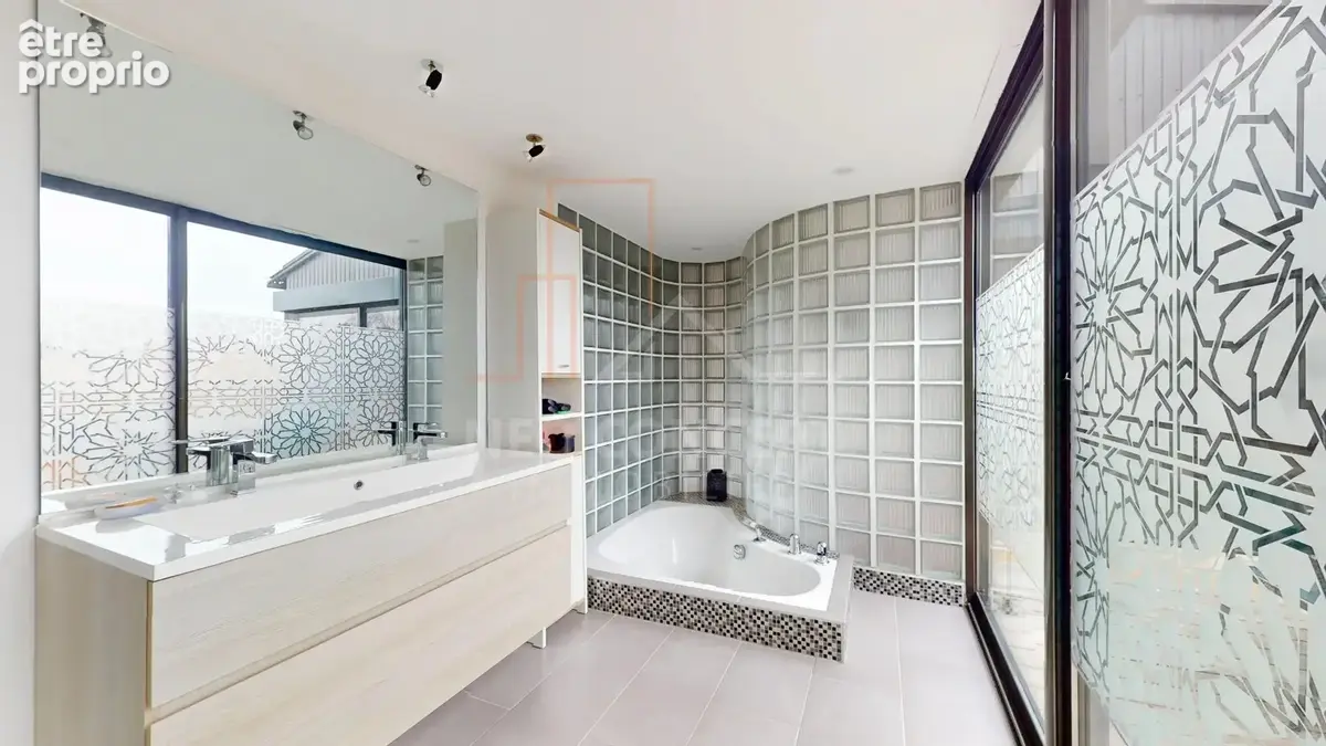 GUMBRECHTSHOFFEN - Ensemble immobilier de plus de 700 m2 - photo 13