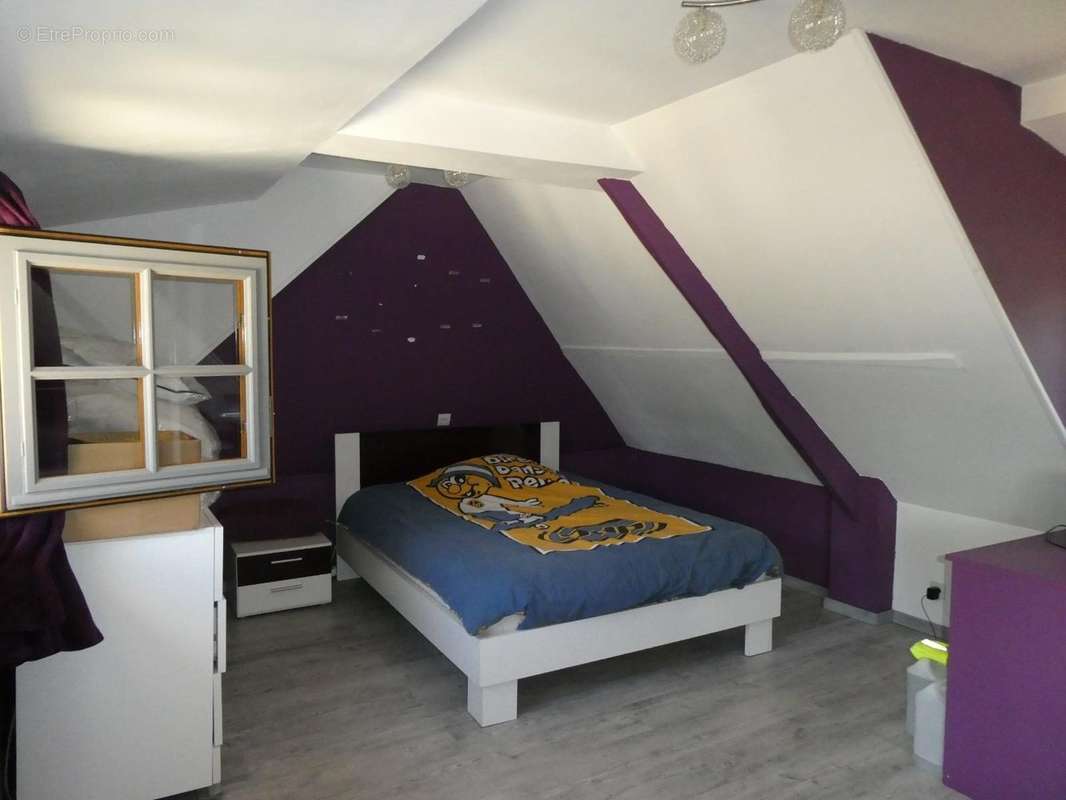 Maison à BOURNAINVILLE-FAVEROLLES