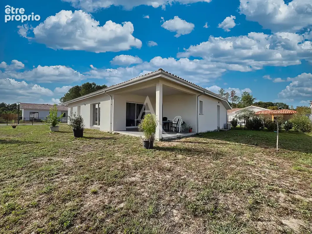 Photo Maison à Saint-Vincent-De-Paul au prix de 370 000€