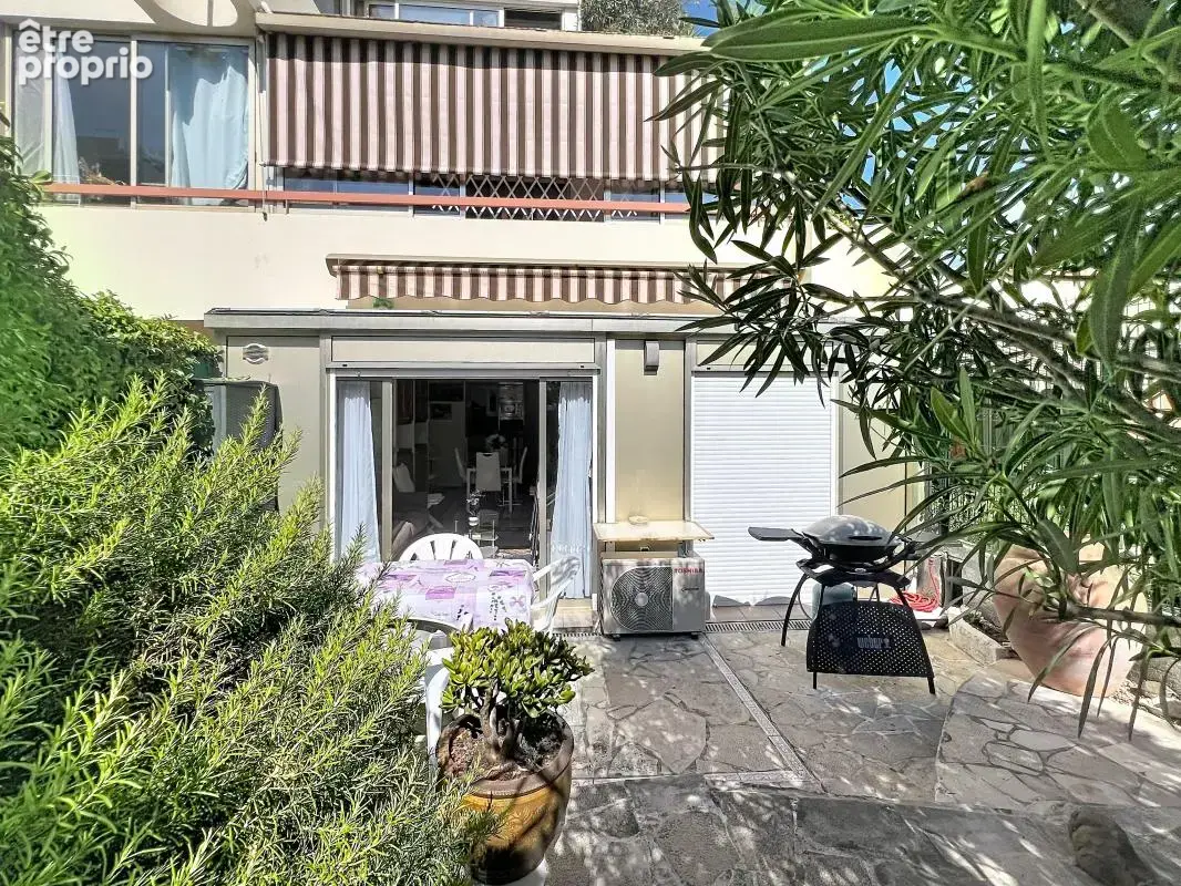 Appartement à VILLENEUVE-LOUBET