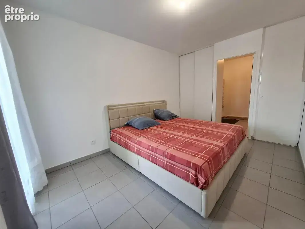 A Vendre St Fons centre T2 48 m² + garage - photo 7