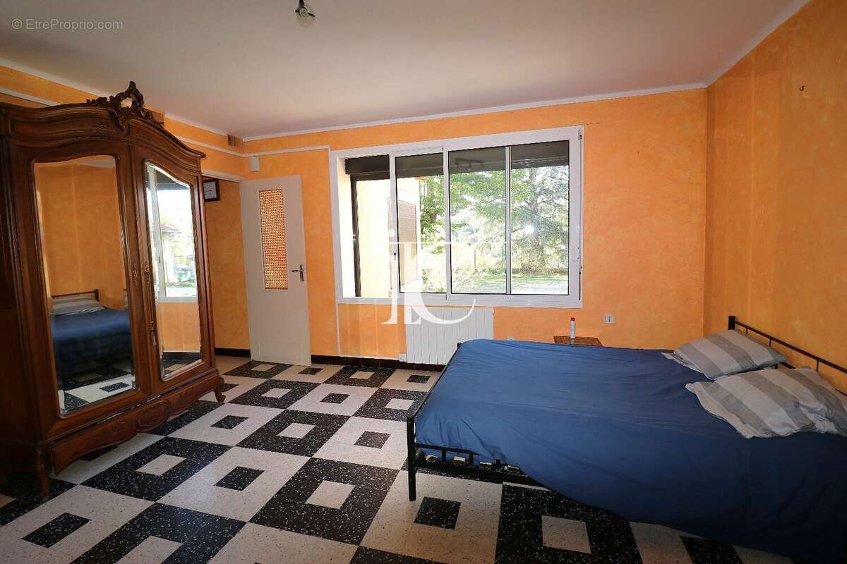Maison à ROUSSON