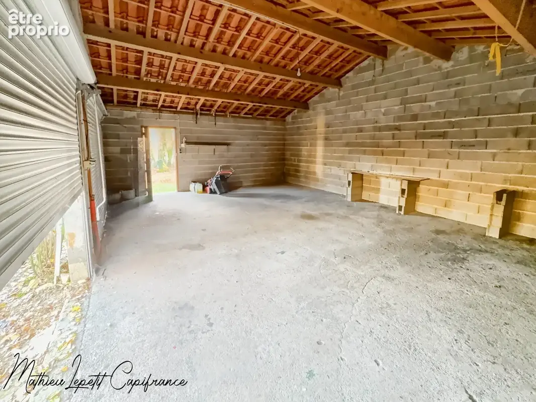 Maison à vendre 6 pièces  BASSILLAC ET AUBEROCHE (24) - photo 4