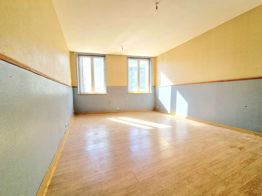 Immeuble à Fort Potentiel 650 m2 - photo 7