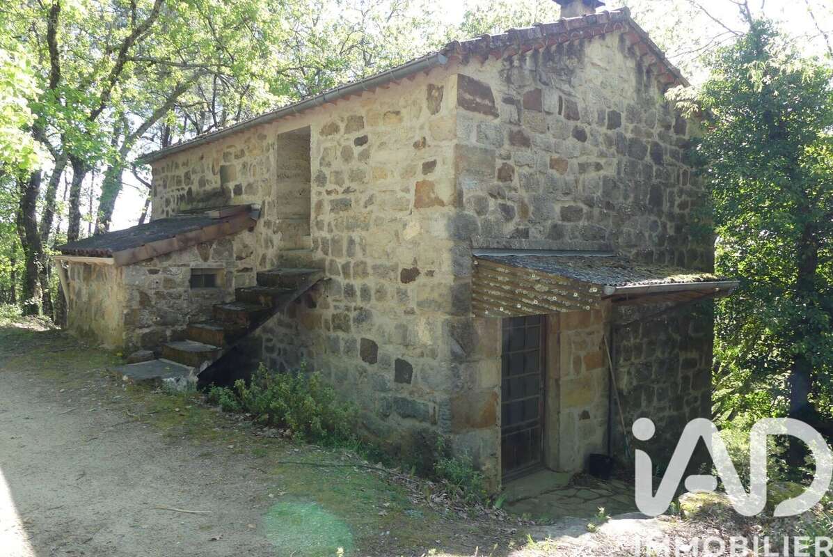 Photo 4 - Maison à CHASSIERS