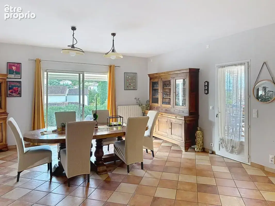 Maison 6 pièces 205 m² à vendre à Montfrin (30490) - photo 6