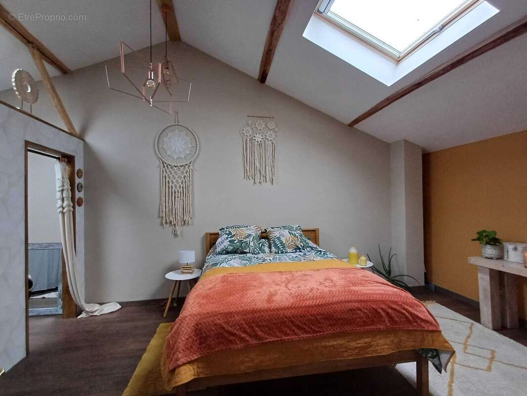 Maison à CHASSENEUIL-SUR-BONNIEURE