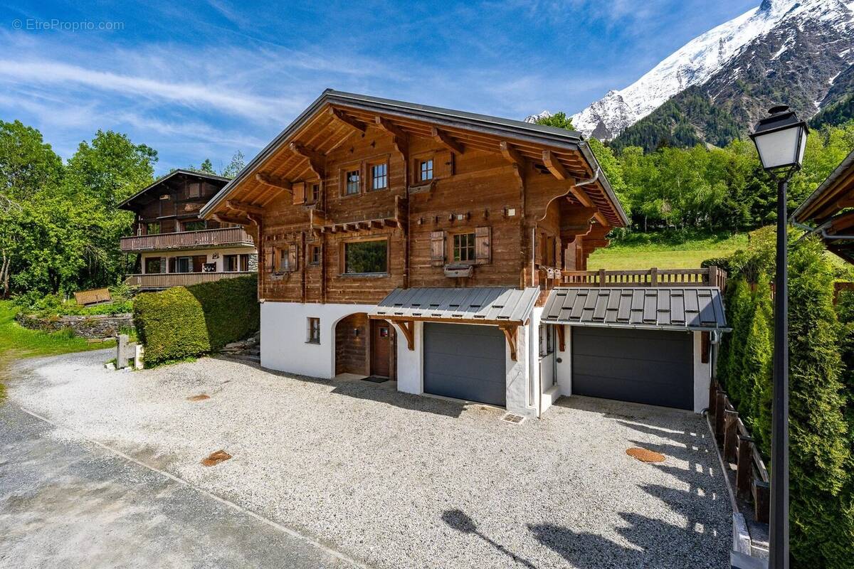 Maison à LES HOUCHES