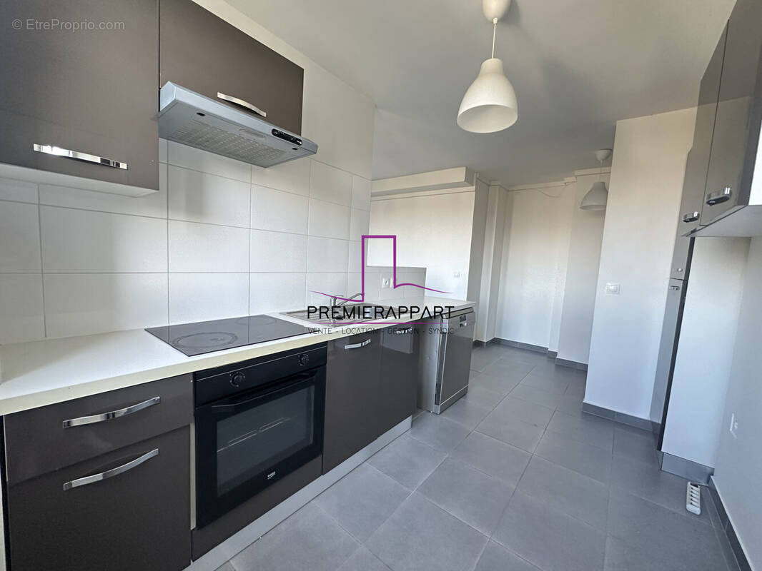 Appartement à HOUILLES