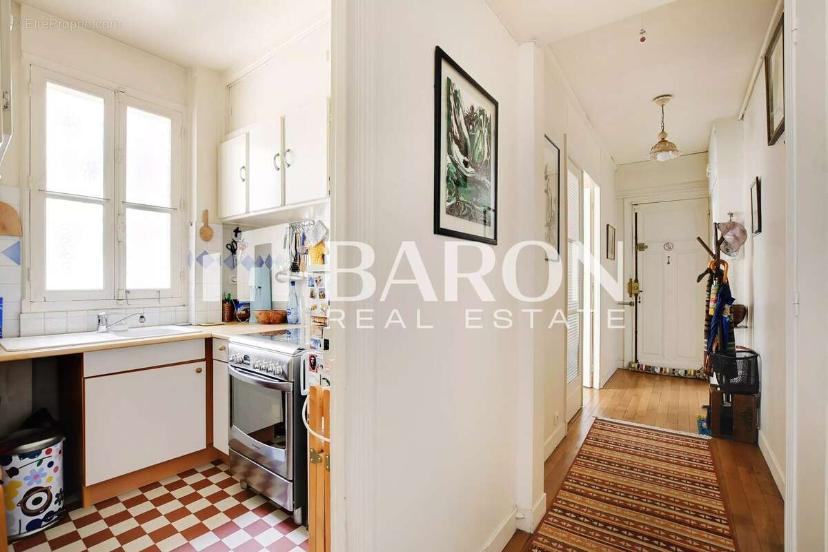 Appartement à PARIS-10E