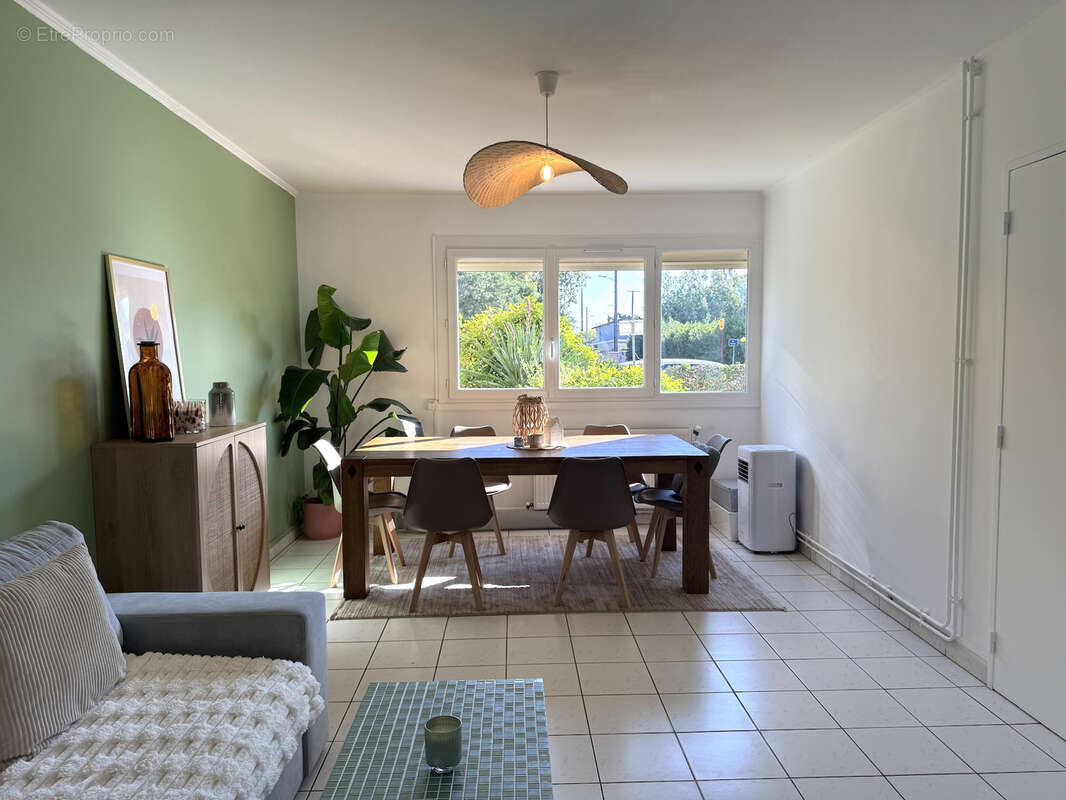 Maison à VILLENAVE-D&#039;ORNON